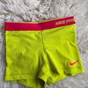 Nike compression shorts S